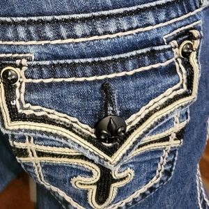 Rock Revival Jeans ❣